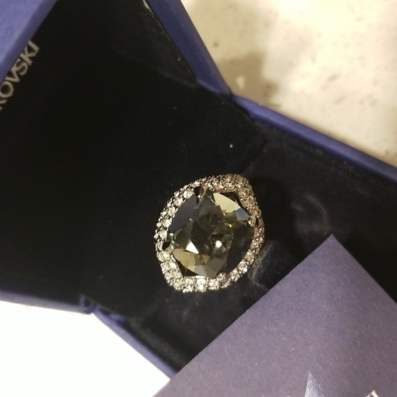 Swarovski Jewelry - Picture 2 of 4